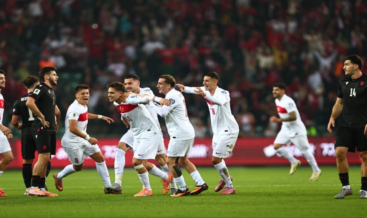 Bizim Çocuklar Gürcistan'ı 4 golle geçti