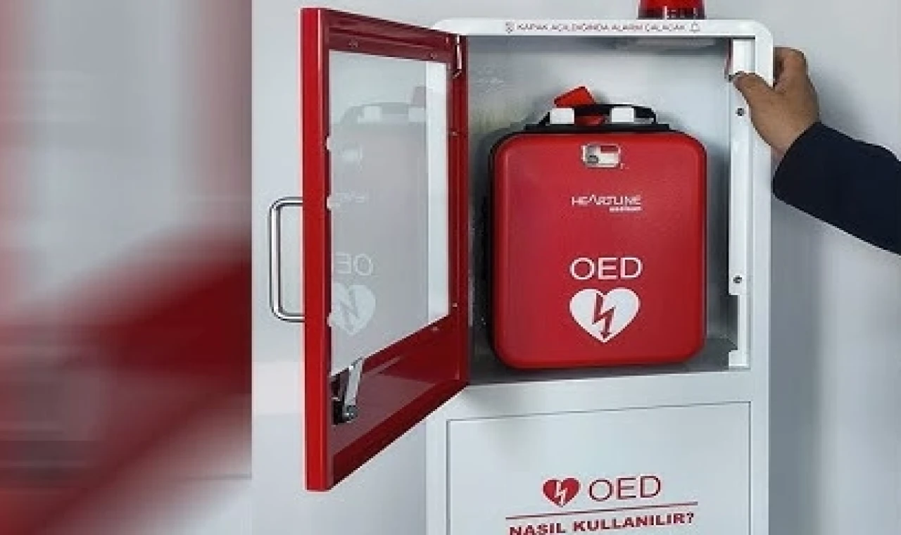 Ani kalp durmalarında hayat kurtaracak düzenleme ’Resmi’leşti... OED zorunluluğu geliyor