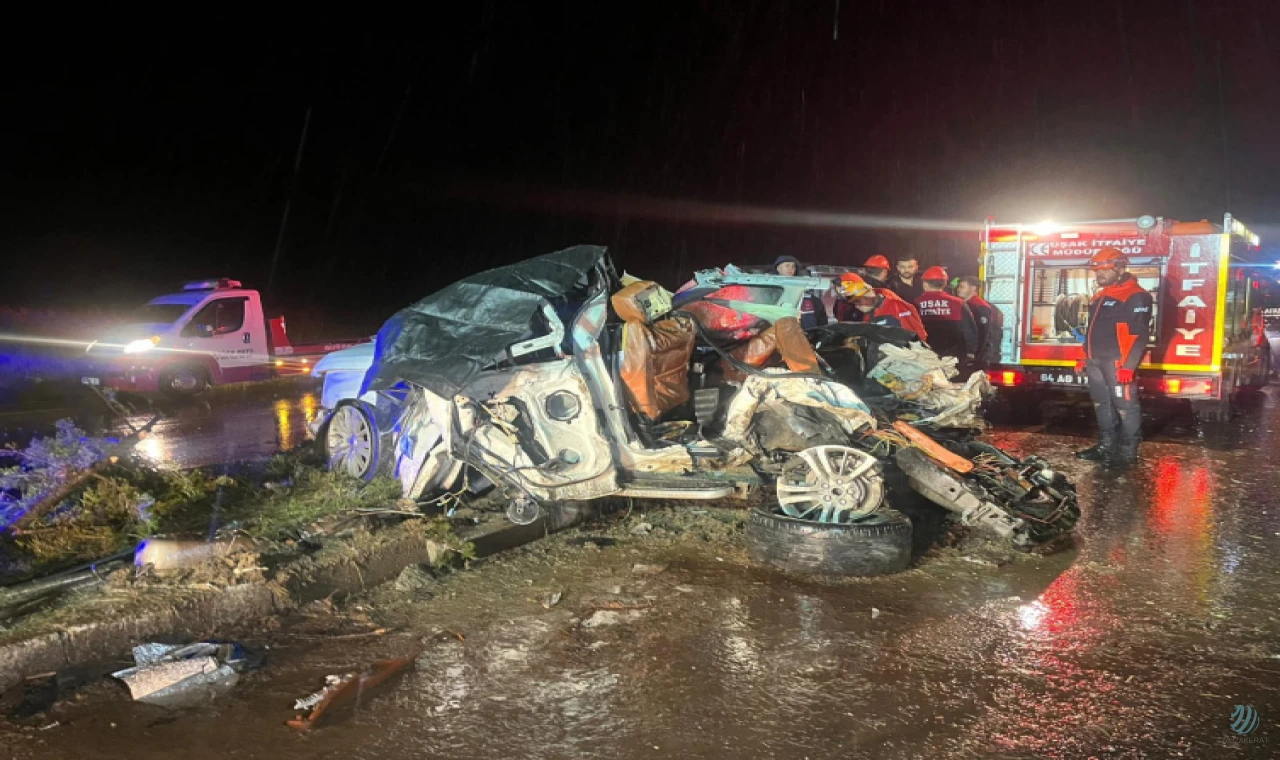 Uşak'ta zincirleme trafik kazası: 4 ölü, 34 yaralı