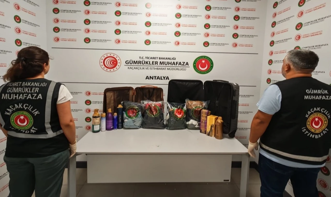 Havalimanı’nda 18,9 kilo likit metamfetamin ele geçirildi