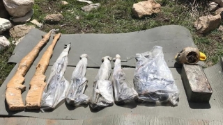 Şırnak kırsalında teröristlere ait silah ve mühimmat bulundu