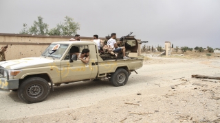 Libya ordusu ile Hafter milisleri, Trablus Havaalanı çevresinde çatışıyor 