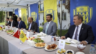 MKE Ankaragücü Başkanı Fatih Mert ve yönetim kurulu, Ankara milletvekilleriyle bir araya geldi