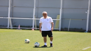 Sivasspor Teknik Direktörü Rıza Çalımbay: "Hatadan döneceklerine inanıyorum"