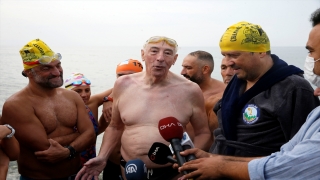 Ünlü yüzücü Michael Read İstanbul’da kulaç attı