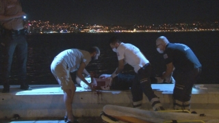İzmir’de bıçaklı kavga: 2 yaralı