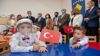 Türk askerinden Kosova’da eğitime destek
