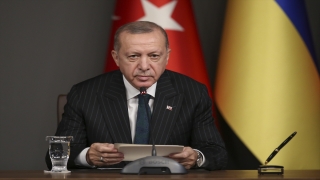 Cumhurbaşkanı Erdoğan: ”Salgınla mücadelede Türkiye, Ukrayna halkının yanındadır”