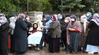 Konya’da kaldırımda yürürken otomobilin çarptığı baba ve oğlunun cenazesi toprağa verildi
