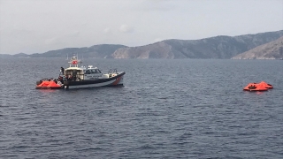 Marmaris açıklarında Türk kara sularına geri itilen 23 kişi kurtarıldı