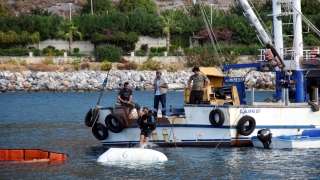 Alanya’da batan tur teknesi su altından çıkarıldı