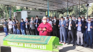 MHP Genel Başkanı Bahçeli’nin vefat eden öğretmeninin cenazesi Mersin’de defnedildi