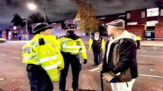 İngiltere’de aracıyla polis karakoluna çarpan sürücü gözaltına alındı