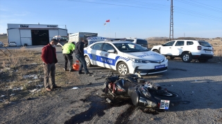 Kars’ta özel harekat polisi motosiklet kazasında yaralandı