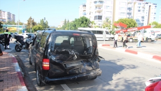 Antalya’da zincirleme trafik kazası: 6 yaralı