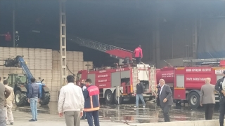 Mersin’de çırçır fabrikasında çıkan yangın söndürüldü