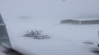 Salda Kayak Merkezi’ne mevsimin ilk karı düştü