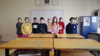 Kastamonu’da ilkokul öğrencilerinden sağlık çalışanlarına teşekkür videosu