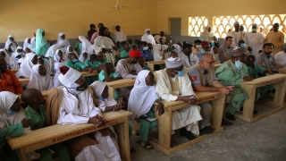 ”Cansuyu Derneği” Kamerunlu öğrenciler için okul açtı
