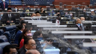 Malezya’da iktidar için kritik önemdeki 2021 bütçesi meclisten geçti