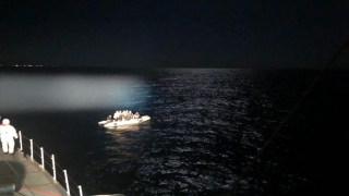 Marmaris açıklarında 17 sığınmacı kurtarıldı
