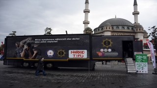 Uyuşturucunun zararlarını anlatan ”Narko TIR” Taksim’de