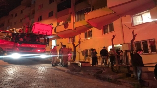 Bursa’da apartman boşluğunda çıkan yangın söndürüldü