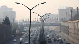 İran’ın başkenti Tahran’da hava kirliliği riskli seviyede