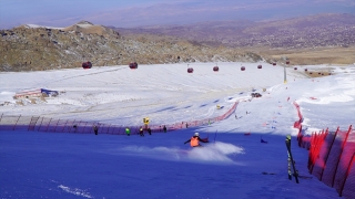 Erciyes’te, ”Snowboard Kayseri İl Birinciliği” müsabakaları yapıldı
