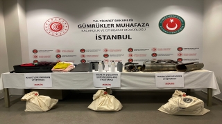 İstanbul’da iki havalimanında düzenlenen operasyonlarda 15 kilogram kokain ele geçirildi