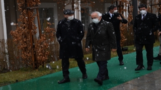 İçişleri Bakanı Soylu ”karda yürüyüş” fotoğraflarını paylaştı