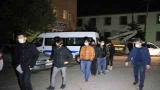 Erzincan’da 8 sığınmacı yakalandı