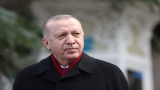 Cumhurbaşkanı Erdoğan, cuma namazını Dolmabahçe Bezmi Alem Valide Sultan Camisi’nde kıldı