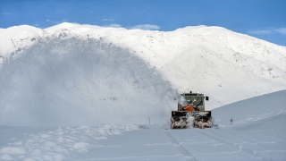 Tunceli’de ”kar kaplanları”nın zorlu kış mesaisi başladı
