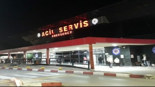 İzmir’de bıçaklı kavga sonucu 1’i ağır 3 kişi yaralandı