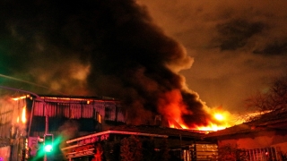 Maltepe’de iş yerinde çıkan yangın söndürüldü