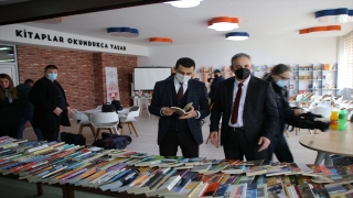 TİKA, Kuzey Makedonya’ya 10 bin Türkçe kitap bağışladı