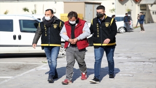 Adana’da kadının çantasını çaldığı öne sürülen şüpheli tutuklandı