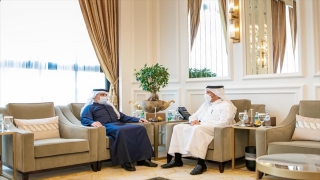 Katar Emiri Al Sani, Kuveyt Emiri Sabah’tan ikili ilişkileri güçlendirmeye ilişkin yazılı mesaj aldı
