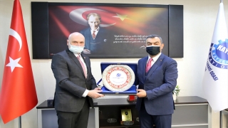 Çekya’nın Ankara Büyükelçisi Vacek’ten Türkiye’nin Kovid19’la mücadelesine övgü