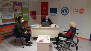BM Nüfus Fonu ve AB, Türkiye’deki engelli mültecilere destek projesi başlattı