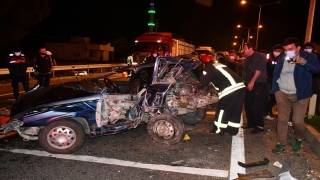 Manisa’da otomobiller çarpıştı: 2 ölü, 4 yaralı