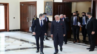 ABD Dışişleri Bakanı, Afganistan Milli Uzlaşı Yüksek Konseyi Başkanı ile askerleri çekme konusunu görüştü