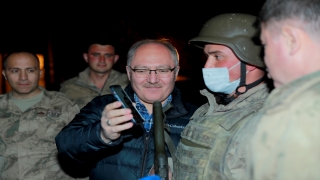 Sivas Belediye Başkanı Bilgin’den iftarda Mehmetçiklere ”Cumhurbaşkanı” sürprizi