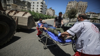 Anadolu Ajansı kameramanı Muhammed Dahlan İsrail’in Gazze’ye düzenlediği saldırıda yaralandı