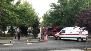 Erciyes Üniversitesi HematolojiOnkoloji Hastanesi’nde çıkan yangında 15 kişi dumandan etkilendi