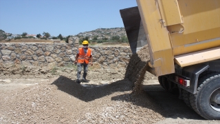 KKTC’deki köy yollarını yenileme çalışmaları başladı