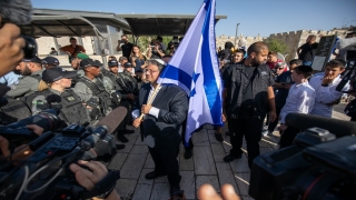 İsrail polisi, provokasyonda bulunan aşırı sağcı milletvekiline tepki gösteren Filistinlilere müdahalede bulundu