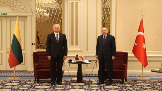 Cumhurbaşkanı Erdoğan'nın, NATO Zirvesinde ikili temasları devam ediyor
