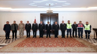 Jandarma Teşkilatının 182. kuruluş yıl dönümü dolayısıyla Ankara Valisi Vasip Şahin’e ziyaret